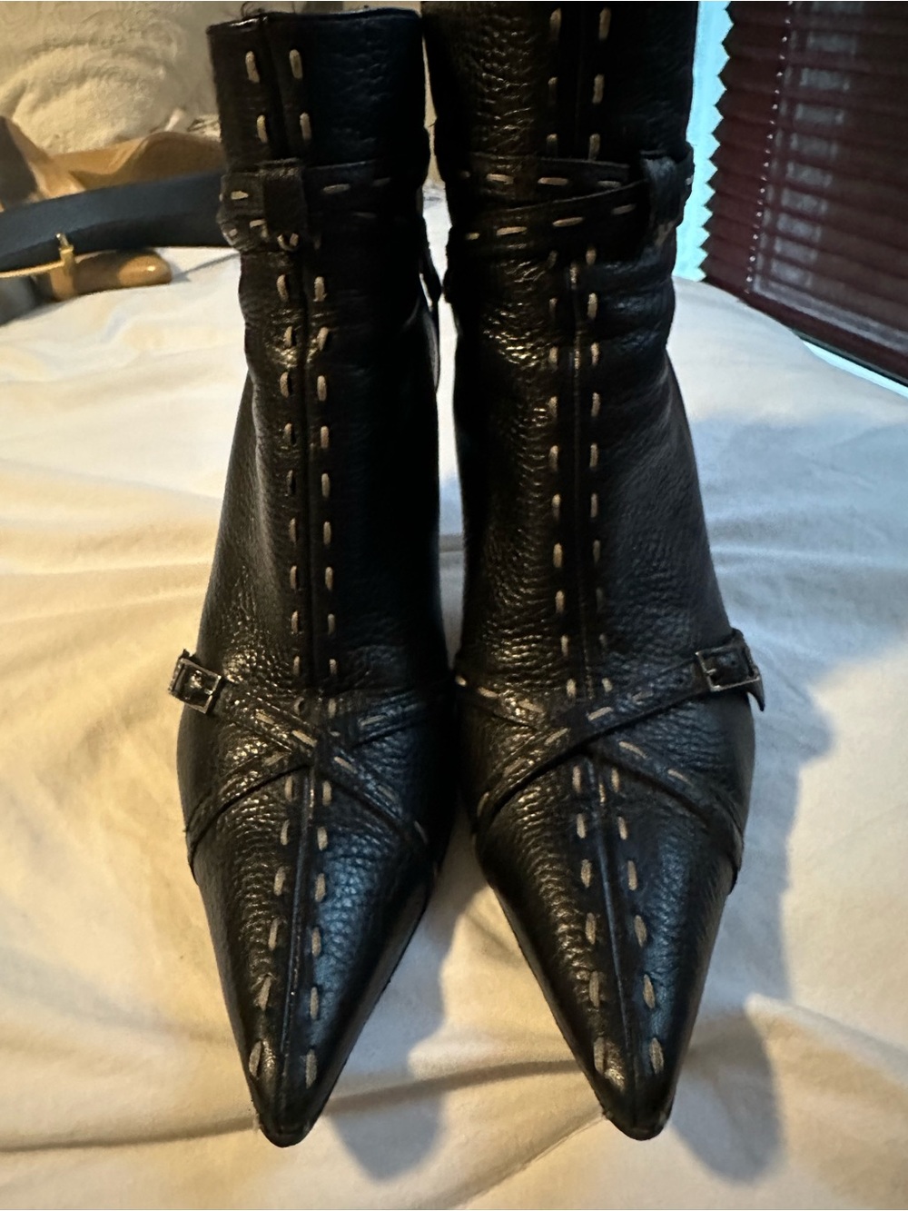 Fendi Black Pointed-Toe Leather Ankle Boots - Picture 1 of 5